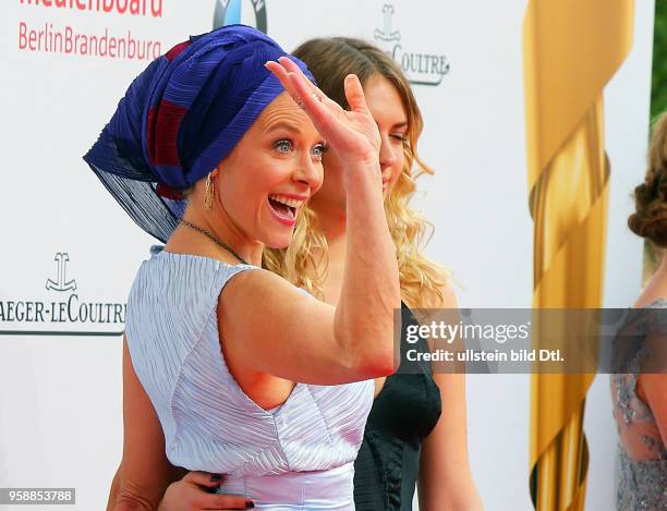 Katja Riemann mit Tochter Paula bei der 67. Verleihung des > DEUTSCHEN FILMPREISES < in der Messe in Berlin