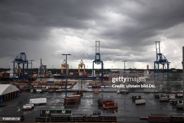 Helsinki container port