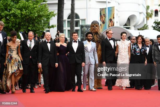 Joonas Suotamo, Woody Harrelson, Ron Howard, Emilia Clarke, Alden Ehrenreich, Donald Glover, Chewbacca , Paul Bettany, Phoebe Waller-Bridge, Kathleen...