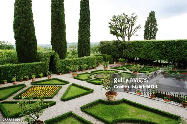 Italy Tuscany Siena - garden of the Certosa di Pontignano, the congess centre of the university Siena