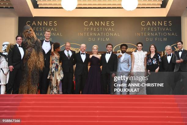 Producer Simon Emanuel, Chewbacca, Finnish actor Joonas Suotamo, British actress Thandie Newton, US actor Woody Harrelson, US director Ron Howard,...