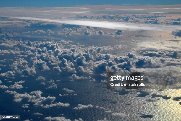 Gute Sicht auf dem Flug von Berlin-Tegel nach Tenerifa-Sued. Hier im Ueberlug Spanien und Portugal.