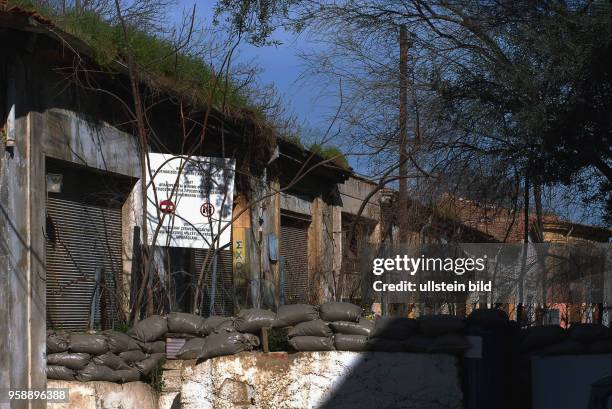 Zypern/Nikosia: Laiki Geitonia, Fussgaengerzone der Altstadt, hier ein Grenzuebergang in den Tuerkischen Teil in der Lidras-Strasse. - 2011