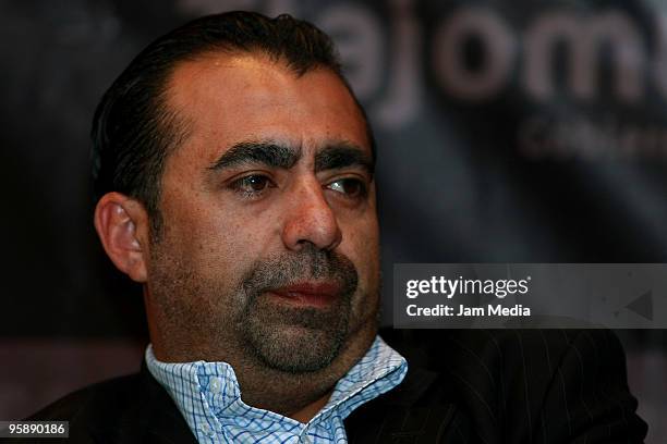 Actor Hugo Marquez attends a press conference to present the movie 'Fecha de Caducidad' at the Sala Luis Bunuel of the Center of Cinematographic...