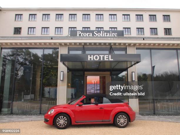 Binz -Prora , Insel Rügen, Restaurierte, historische Gebäude vom ehemaligen KdF- Bad Neubau, Neue Innengestaltung und Nutzung, Das Bauwerk aus den...