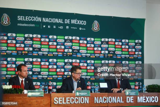 Gerardo Torrado Sports Director of Mexico Team, Juan Carlos Osorio head coach of Mexico and Dennis te Kloese General Director of national teams...