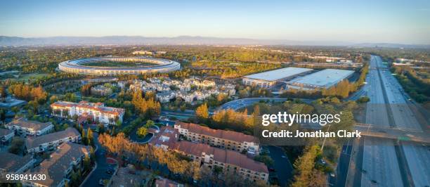 aerial of apple campus in sunnyvale / cupertino silicon valley, usa - jonathan clark stock pictures, royalty-free photos & images