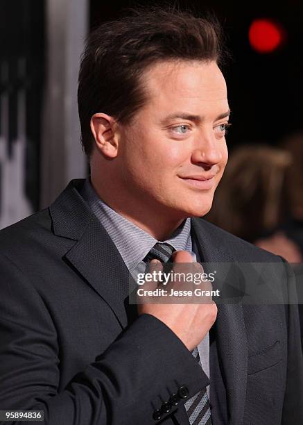 Actor Brendan Fraser arrives to the "Extraordinary Measures" Los Angeles Premiere at Grauman's Chinese Theatre on January 19, 2010 in Hollywood,...