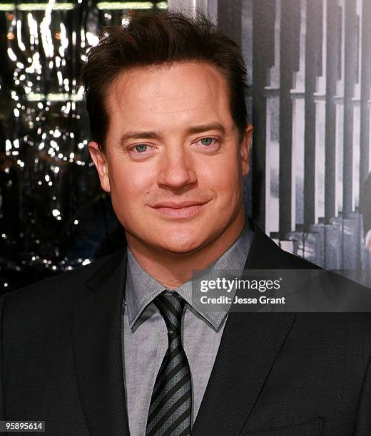 Actor Brendan Fraser arrives to the "Extraordinary Measures" Los Angeles Premiere at Grauman's Chinese Theatre on January 19, 2010 in Hollywood,...