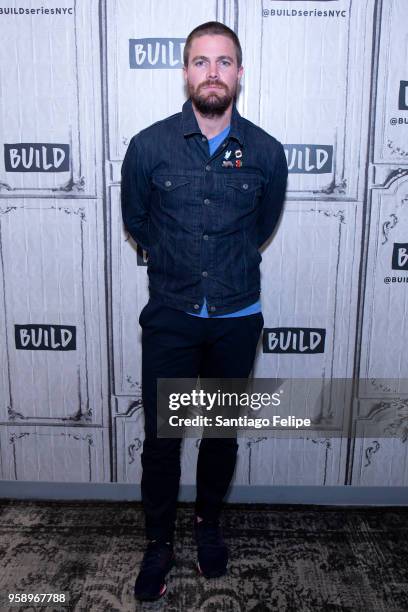 Stephen Amell visits AOL Build at Build Studio on May 15, 2018 in New York City.