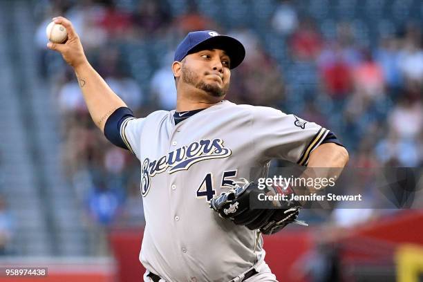 Jhoulys Chacin of the Milwaukee Brewers delivers a pitch in the first inning of the MLB game against the Arizona Diamondbacks at Chase Field on May...