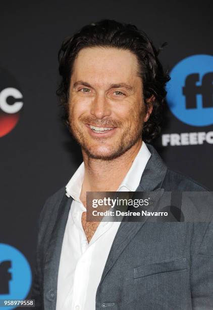 Actor Oliver Hudson attends during 2018 Disney, ABC, Freeform Upfront on May 15, 2018 in New York City.
