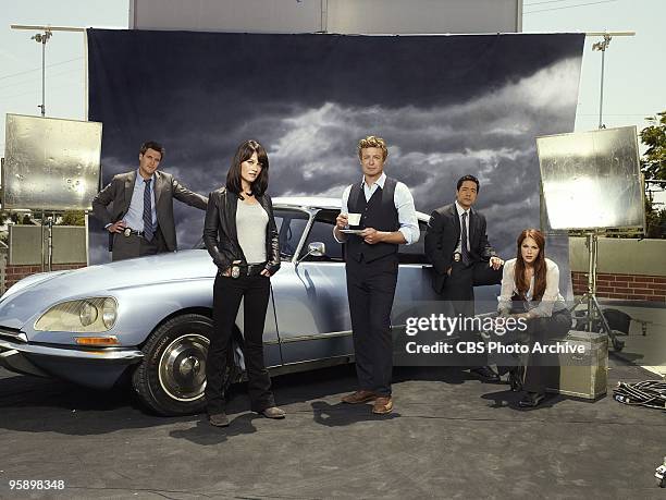 From Left: Owain Yeoman, Robin Tunney, Simon Baker, Tim Kang and Amanda Righetti of the CBS series THE MENTALIST.