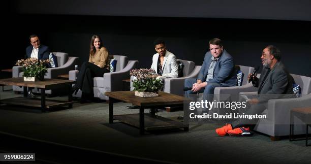 Actors Hank Azaria, Amanda Peet and Tyrel Jackson Williams, executive producer Joel Church-Cooper and moderator Greg Braxton attend the "Brockmire"...