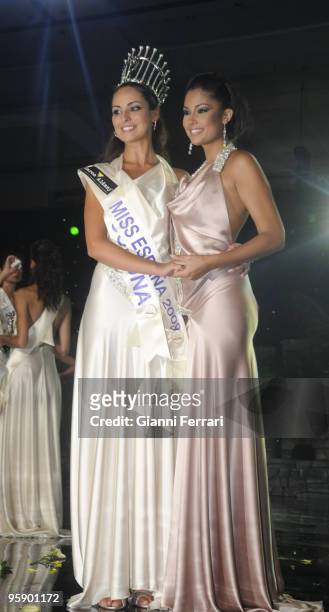 Cancun - Mexico - Election of Miss Spain 2009 - Estíbaliz Pereira, Miss Espana 2008 and Patricia Rodríguez, Miss Espana 2009