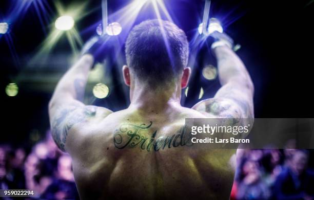 Kevin Winkens of Crossfit Vitus competes during day one of the German Throwdown 2017 at Halle 45 on November 11, 2017 in Mainz, Germany. Winkens...