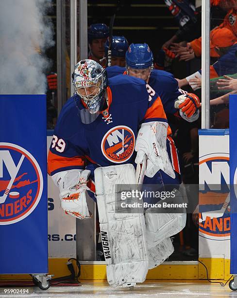 Rick DiPietro of the New York Islanders skates out to play against the Buffalo Sabres at the Nassau Coliseum on January 16, 2010 in Uniondale, New...