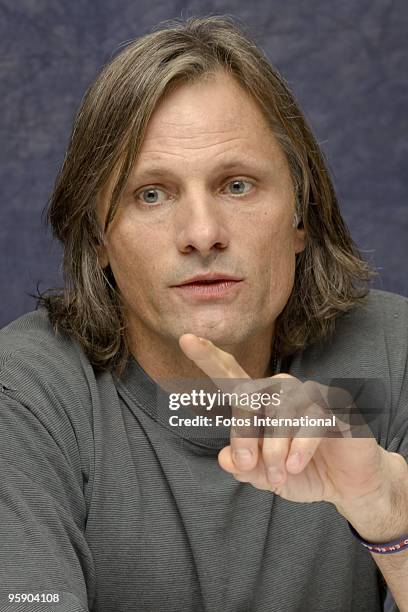 Viggo Mortensen at the Four Seasons Hotel in Beverly Hills, California on November 7, 2009. Reproduction by American tabloids is absolutely forbidden.