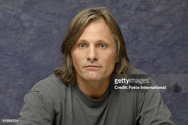 Viggo Mortensen at the Four Seasons Hotel in Beverly Hills, California on November 7, 2009. Reproduction by American tabloids is absolutely forbidden.