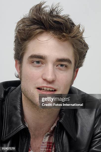 Patterson Actor 330 Robert Pattinson Portrait Session Stock Photos, High-Res Pictures ...