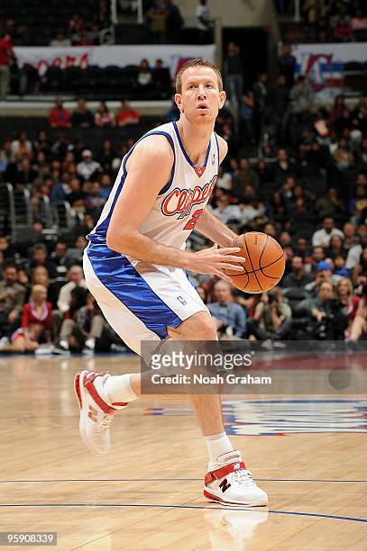 Steve Novak of the Los Angeles Clippers drives the ball to the basket during the game against the Portland Trail Blazers on January 4, 2010 at...