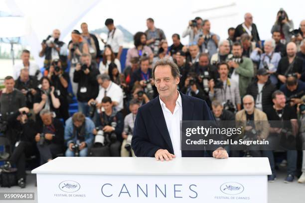 Actor Vincent Lindon attends "In War " Photocall during the 71st annual Cannes Film Festival at Palais des Festivals on May 16, 2018 in Cannes,...