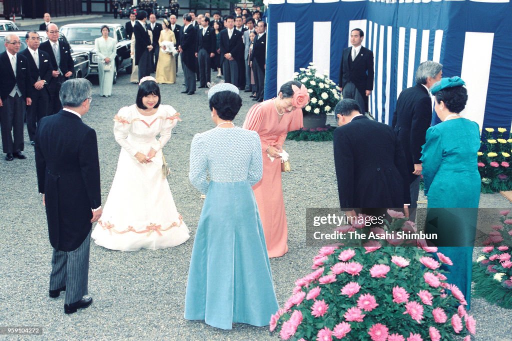 Emperor And Empress Visit Nara And Kyoto