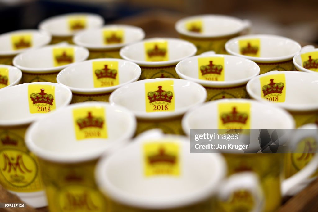 The Making Of Commemorative Royal Wedding Crockery