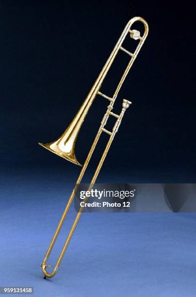 Sliding String Instrument Tube Sliding Photos and Premium High Res Pictures - Getty Images
