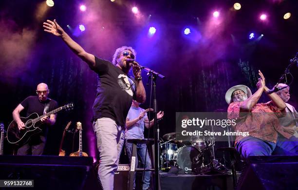 Joe Satriani, Sammy Hagar, Chad Smith, Taj Mahal and Bob Weir perform at the 5th Annual Acoustic-4-A-Cure, a concert benefiting the Pediatric Cancer...