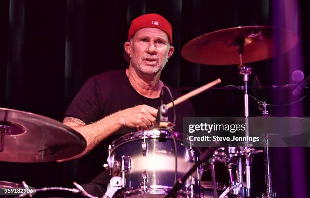 Chad Smith of Red Hot Chili Peppers and Chickenfoot performs at the 5th Annual Acoustic-4-A-Cure, a concert benefiting the Pediatric Cancer Program...