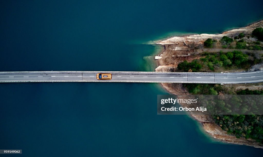 New york cab on a bridge