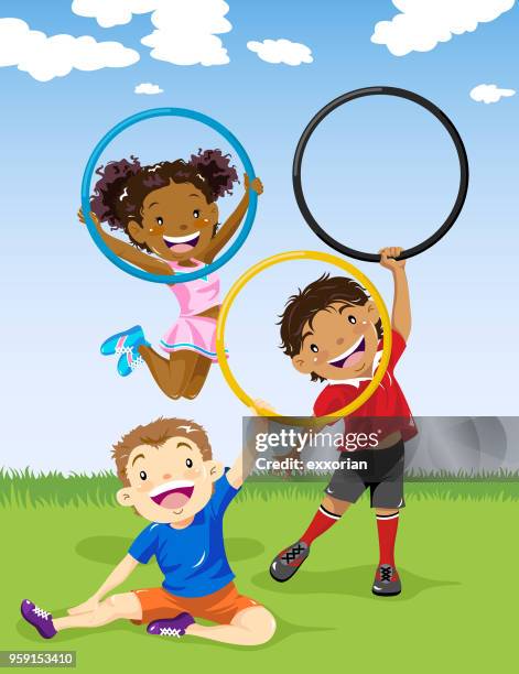 ilustraciones, imágenes clip art, dibujos animados e iconos de stock de niños jugando aro plástico - hula hoop