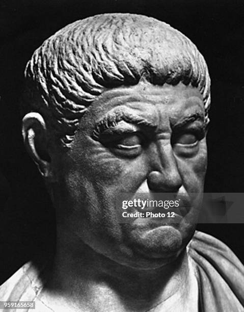 Constantinus 1st the Great, Flavius Claudius ; Roman emperor .
