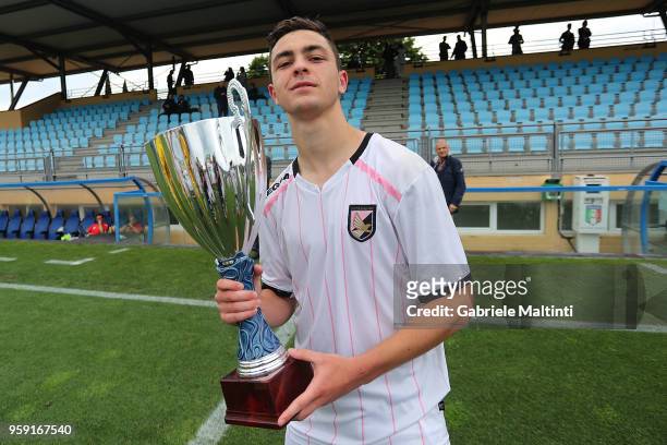 Kevin Cannavo' of US Citta' di Palermo U19 poses during the SuperCoppa primavera 2 match between Novara U19 and US Citta di Palermo U19 at Centro...