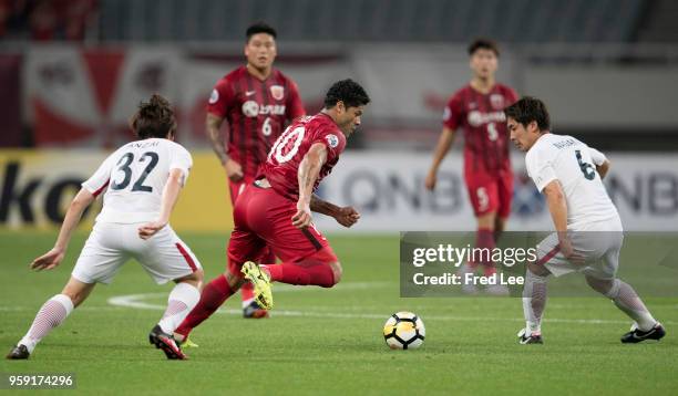 Hulk of Shanghai SIPG in action during the AFC Champions League Round of 16 match between Shanghai SIPG v Kashima Antlers at the Shanghai Stadium on...