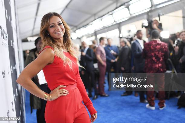 Kate Abdo attends the Turner Upfront 2018 arrivals on the red carpet at The Theater at Madison Square Garden on May 16, 2018 in New York City. 376296