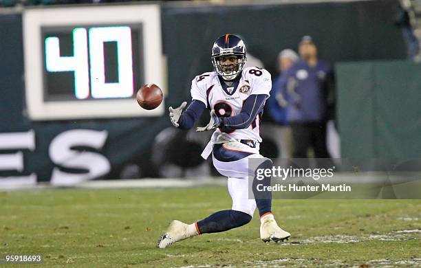 Wide receiver Brandon Lloyd of the Denver Broncos catches a pass during a game against the Philadelphia Eagles on December 27, 2009 at Lincoln...