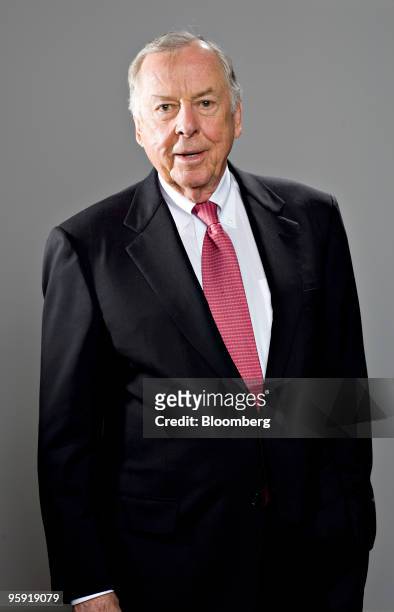 Boone Pickens, founder and chairman of BP Capital LLC, stands for a portrait in New York, U.S., on Thursday, Jan. 21, 2010. Pickens said a U.S. Bill...