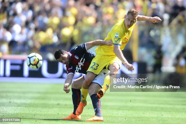 Valter Birsa of AC Chievo Verona in action during the serie A match between Bologna FC and AC Chievo Verona at Stadio Renato Dall'Ara on May 13, 2018...