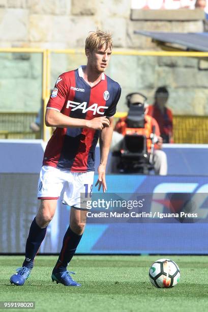Filip Helander of Bologna FC in action during the serie A match between Bologna FC and AC Chievo Verona at Stadio Renato Dall'Ara on May 13, 2018 in...