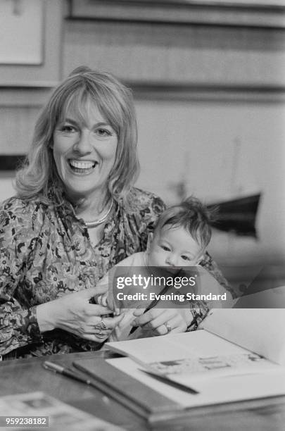 English journalist and television presenter Esther Rantzen with her daughter Miriam, UK, 12th May 1978.