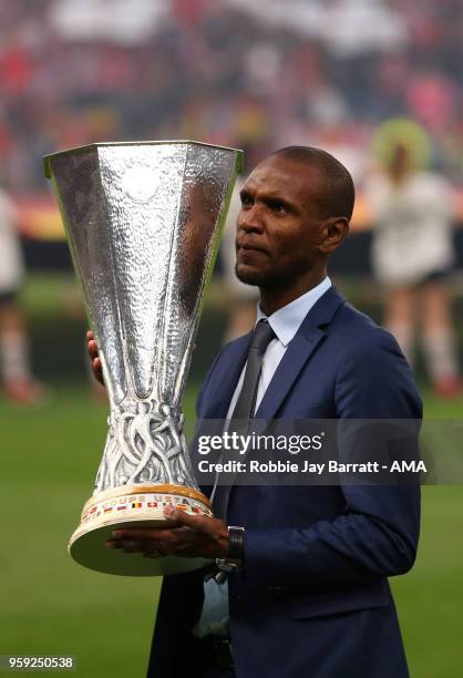 Eric Abidal holds the trophy prior to the UEFA Europa League Final between Olympique de Marseille and Club Atletico de Madrid at Stade de Lyon on May...