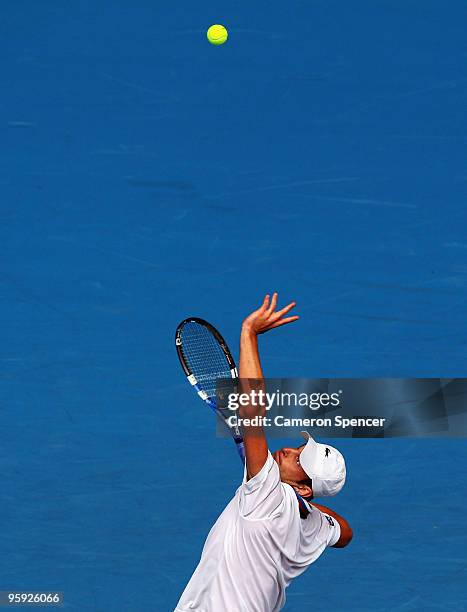 Andy Roderick Serving Andy Roddick Serve Photos and Premium High Res Pictures - Getty Images