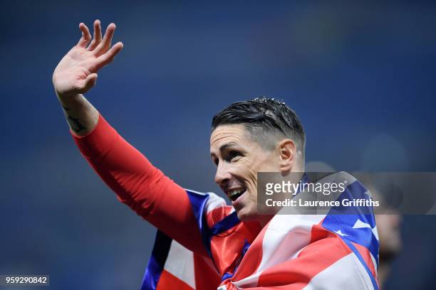 Fernando Torres of Atletico Madrid waves to the fans following the UEFA Europa League Final between Olympique de Marseille and Club Atletico de...
