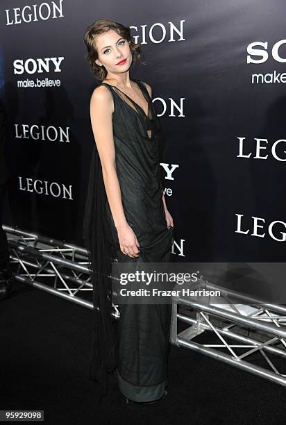 Actress Willa Holland arrives at the premiere of Screen Gems' "Legion" at the Arclight Hollywood at Cinerama Dome on January 21, 2010 in Los Angeles,...