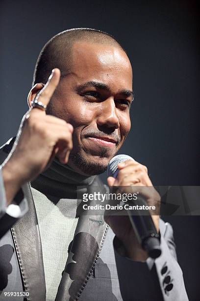 Anthony Santos of Aventura performs at Madison Square Garden on January 21, 2010 in New York City.