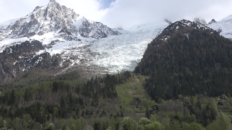 Les Besson's 22 Les Glaciers Stock Videos, Footage, & 4K Video Clips - Getty Images