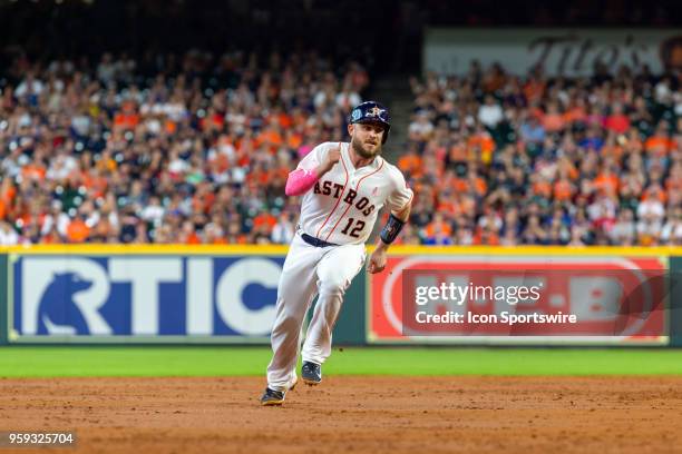 Max Stassi 3,024 Leon Max Photos Stock Photos, High-Res Pictures, and Images ...