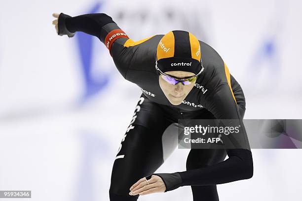 Dutch triple Olympic champion speed skater Marianne Timmer competes during ther 500 metres race against Thijsje Oenema in the Thialf Stadium in...